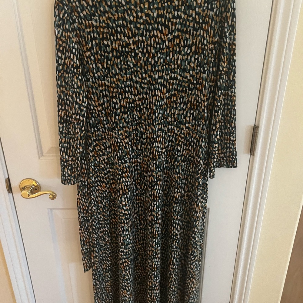 NWT Gilli Green and Taupe Long Sleeve Dress. Size XL - Picture 7 of 9